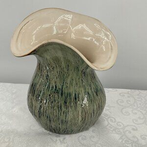 Handcrafted Ceramic Vase With Unique Ruffled‎ Edge